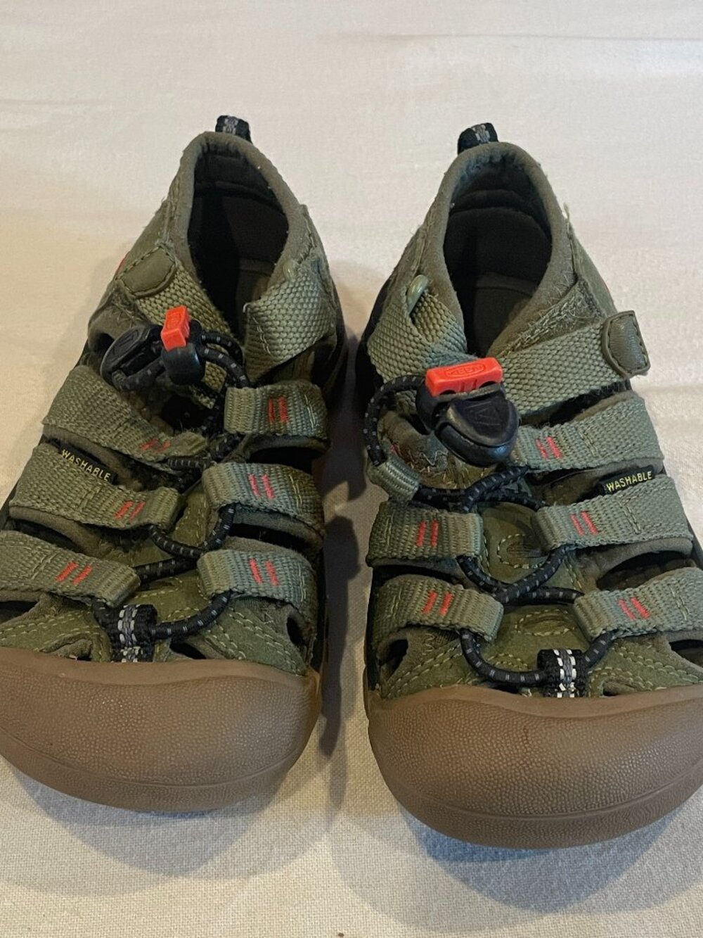 Keen Newport H2 Green Sandal Sneakers - Slip-On Bungee Closure 11